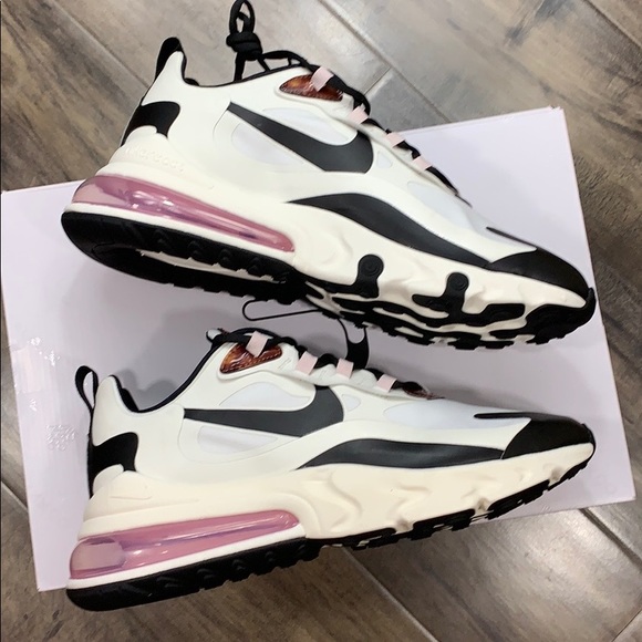 W NIKE AIR MAX 270 REACT - Picture 6 of 16